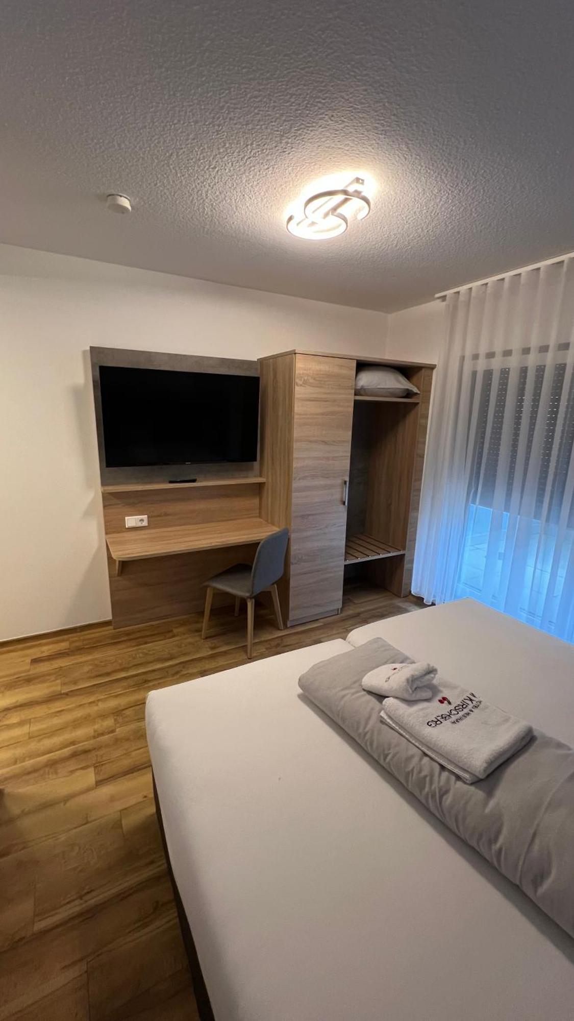 Hotel am Kirschberg Alten Buseck Exterior foto