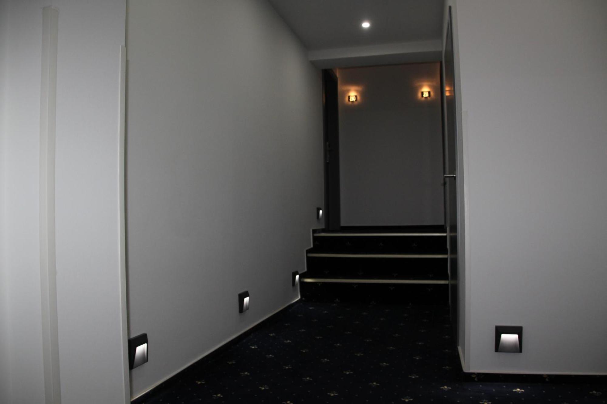 Hotel am Kirschberg Alten Buseck Exterior foto